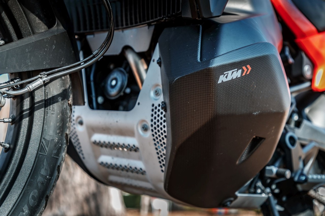 KTM 890 Adventure: crossover senza limiti